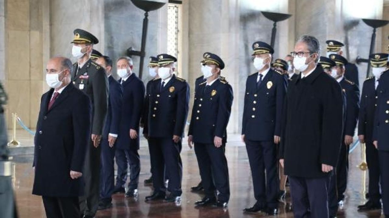 Emniyet teşkilatı, Anıtkabir'i ziyaret etti