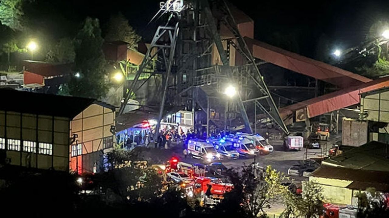 Amasra şehitlerinin çocuklarına eğitim Sarıyer’den eğitim bursu