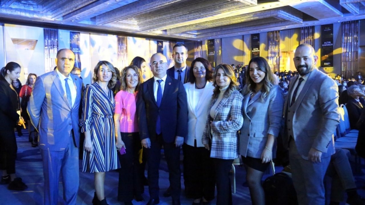 “Farklı Bir Mahalle Mümkün” projesine Altın Karınca’dan ödül