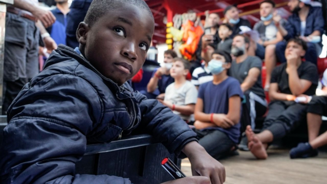 Fransa ile İtalya arasında mülteci krizi