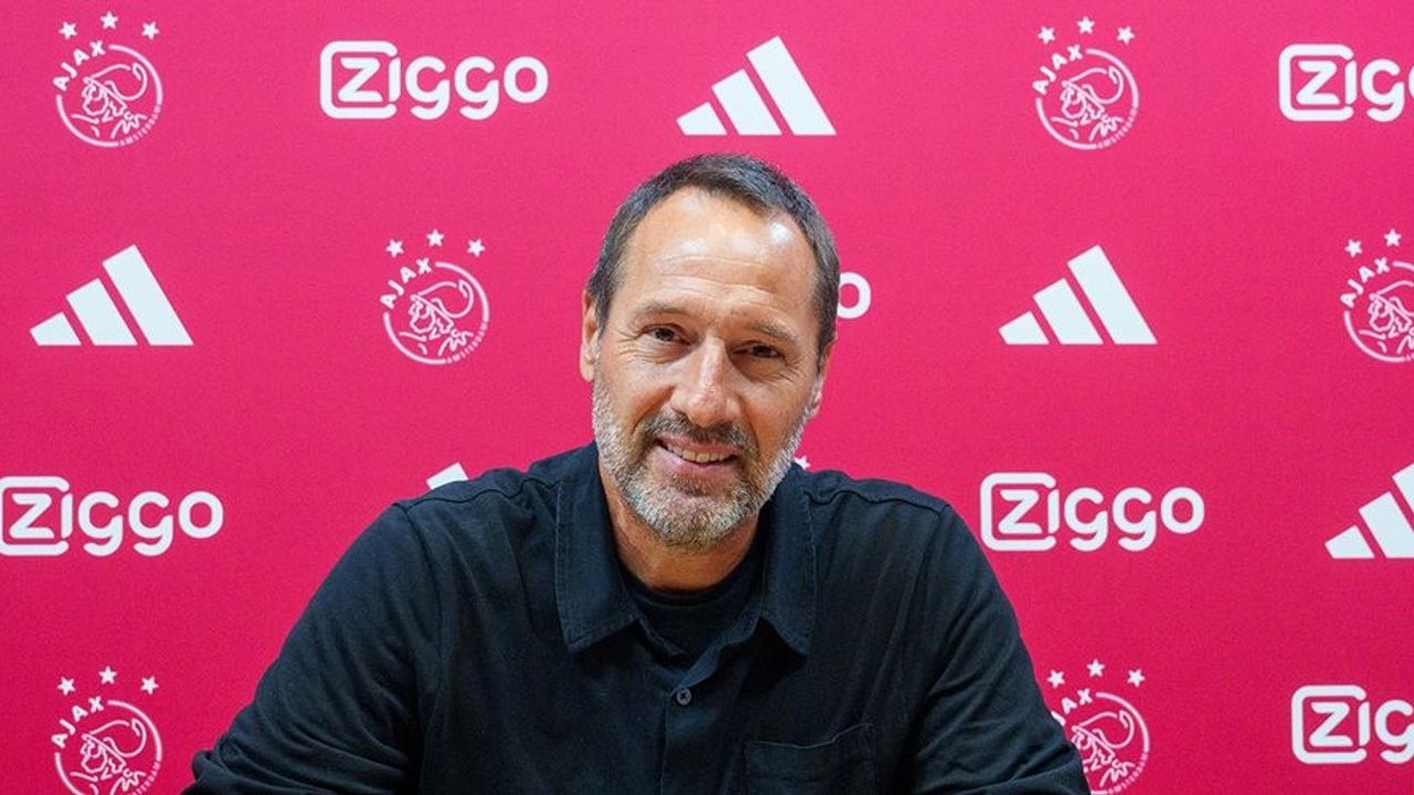 Ajax'ın yeni teknik direktörü John van 't Schip oldu
