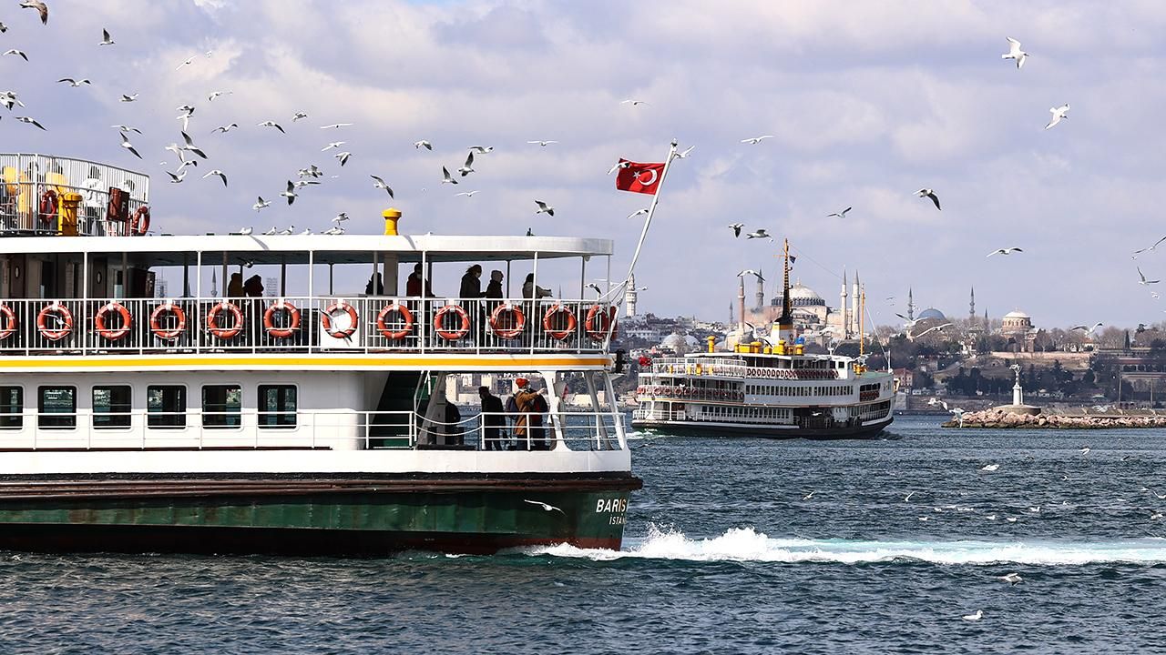 İstanbul'daki Şehir Hatları'nda kış tarifesine geçildi: Bazı vapur hatları sezon boyunca durduruldu