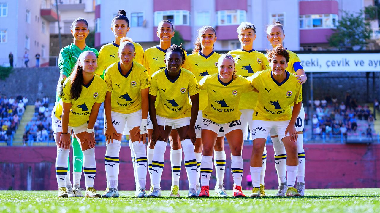 Fenerbahçe Petrol Ofisi kadın futbol takımı ilk kez Ülker Stadyumu’nda sahaya çıkıyor 