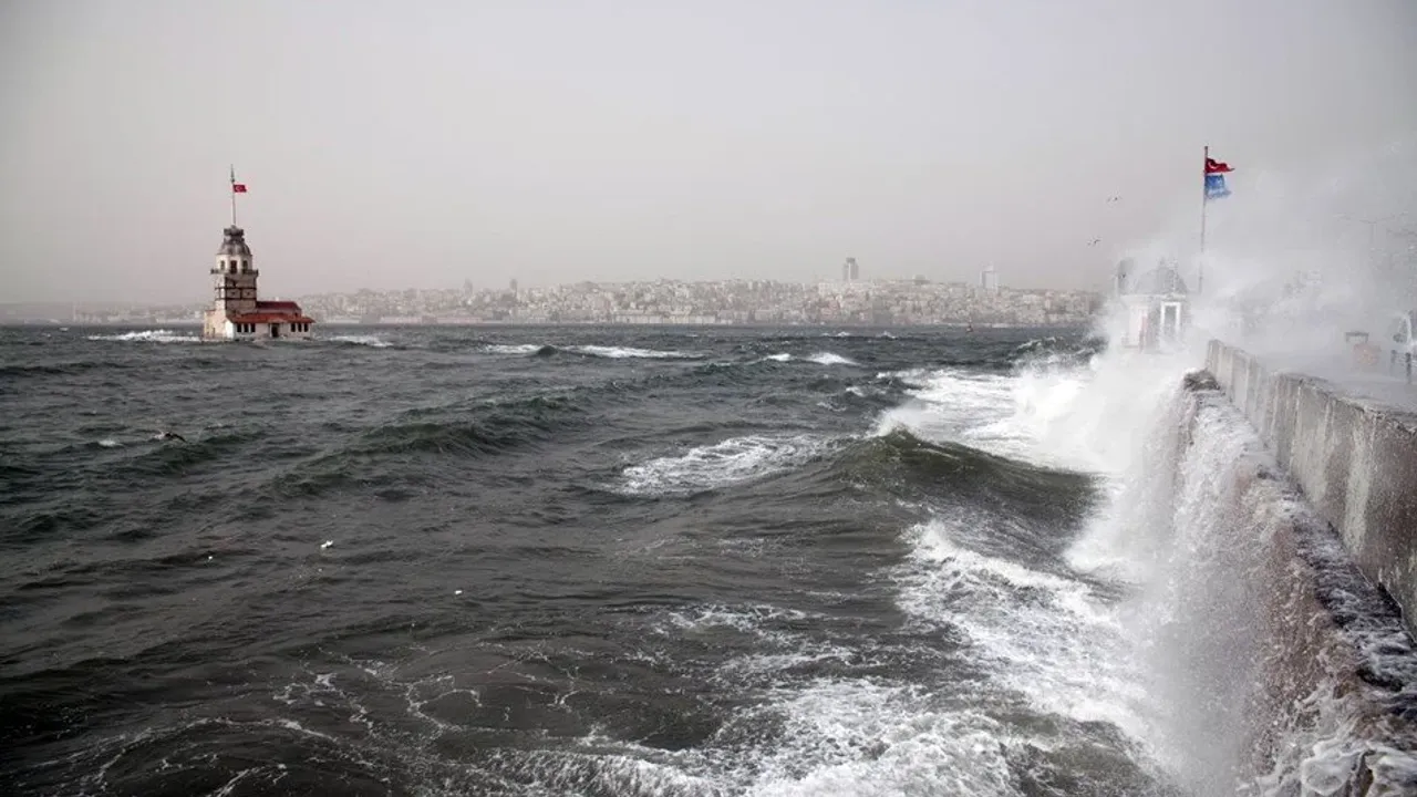 AKOM’dan İstanbul’a fırtına ve yağış uyarısı