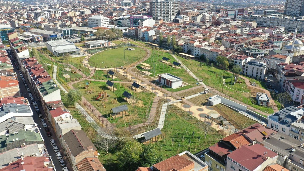 Başkan Aydıner betona geçit vermedi: 45 bin metrekarelik dev Millet Bahçesini Bayrampaşa halkına kazandırdı