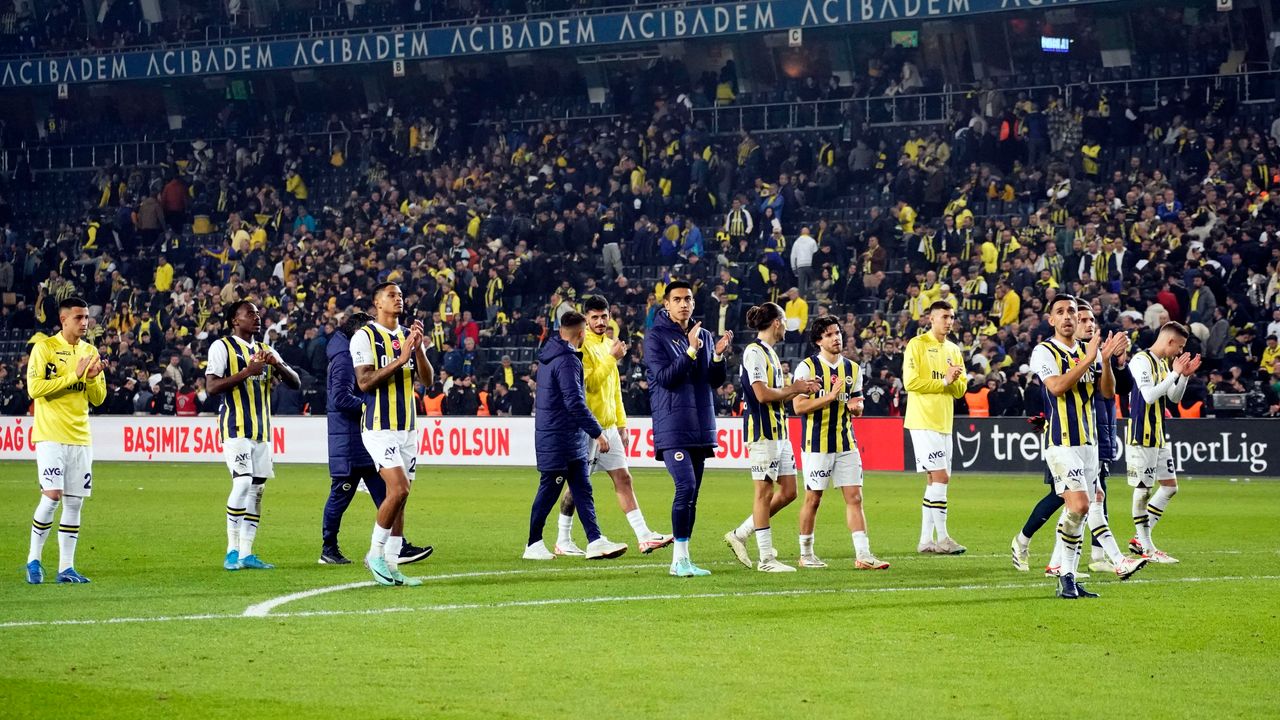 Fenerbahçe’nin galibiyet serisi derbide sona erdi