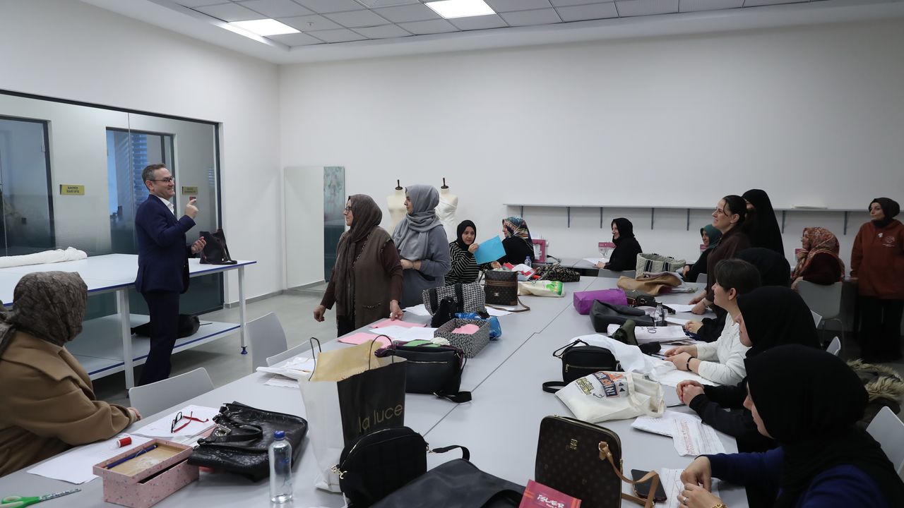 BAKMER yeni merkezinde Başakşehirli kadınların hizmetinde