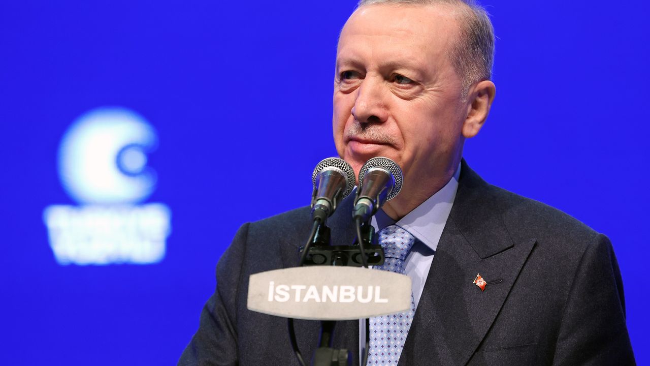 Cumhurbaşkanı Erdoğan: "Özgür efendiyi de özgürleştireceğiz"