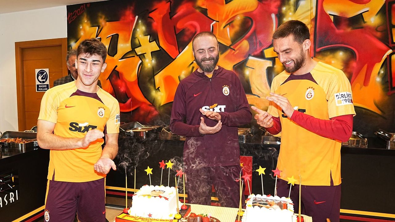 Berkan Kutlu ve Ali Türap Bülbül'e doğum günü kutlaması