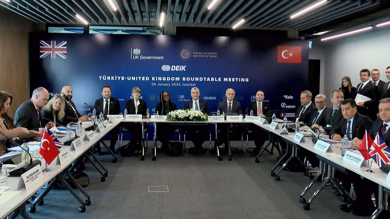 Bakan Bolat: Birleşik Krallık Türkiye'nin en önemli ticaret ortakları arasında yer almaktadır 