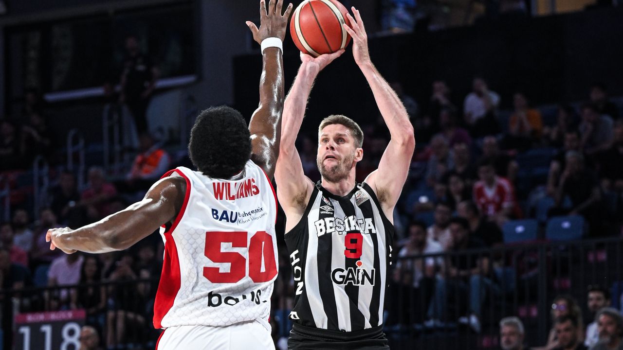 Beşiktaş, seriyi son maça taşıdı