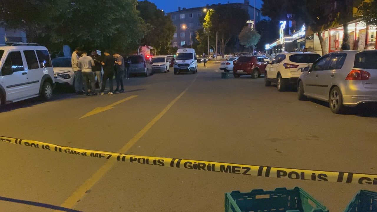 Eyüpsultan'da Parkta Silahlı Çatışma: 5 Yaralı