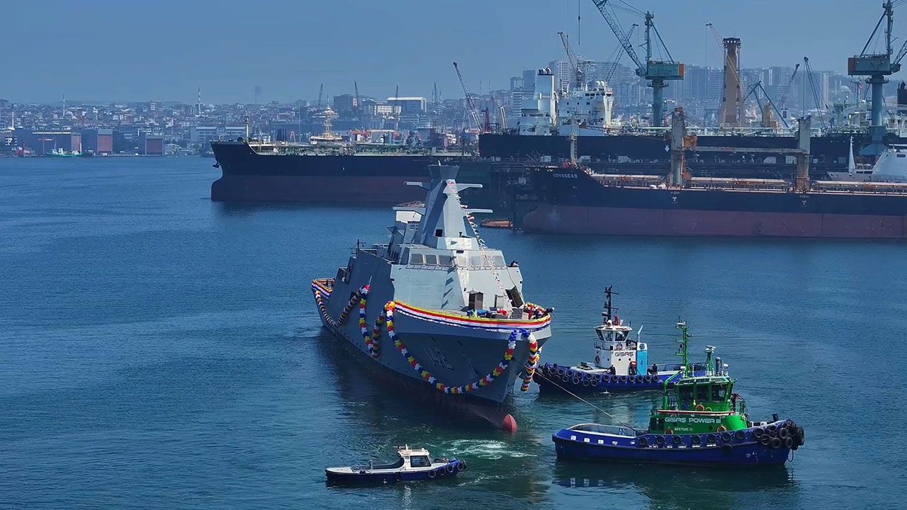 “RAJA LAUT” İstanbul’da denize indirildi
