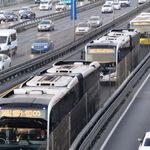 Metrobüste arıza çilesi: Mecidiyeköy'de uzun kuyruklar oluştu