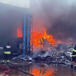 Tekirdağ'da geri dönüşüm tesisinde yangın