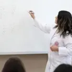 Öğretmenler mesleki çalışma programının ilk haftası çevrim içi gerçekleştirilecek