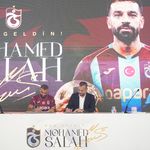 Trabzonspor'da Salah yaklaşık 30 bin taraftar önünde imza attı