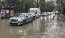 İstanbul’da kuvvetli yağış ulaşımı olumsuz etkiledi