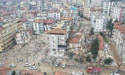 Bakan Koca açıkladı: Depremin üzerinden geçen 6 aylık sürede kaç depremzedeye sağlık hizmeti verildi?