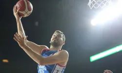 Darüşşafaka Lassa'yı 86-84 mağlup eden Anadolu Efes, yarı finale yükseldi!