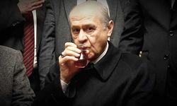 Devlet Bahçeli aslen nereli, kaç yaşında? Devlet Bahçeli'nin babası meğer sıkı solcuymuş