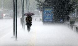 Meteoroloji'den 13 kente kuvvetli sağanak uyarısı! Aralarında deprem bölgeleri de var...