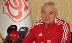 Sivasspor'dan istifa edeceği iddia edilen Rıza Çalımbay, açıklama yaptı