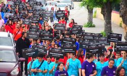 Voleybol müsabakası için Karabük'e gelen sporcular, depremi unutmadı...