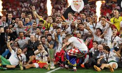 Penaltılarda affetmeyen Sevilla, Avrupa Ligi'nde kupanın sahibi oldu!