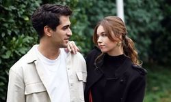 Yalı Çapkını dizisinin başrolleri Afra Saraçoğlu ile Mert Ramazan Demir'in aşkı belgelendi