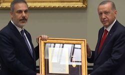 Cumhurbaşkanı Erdoğan'dan Hakan Fidan'a 'Üstün Hizmet Madalyası'