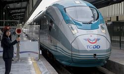 İstanbul-Eskişehir hızlı tren bilet fiyatları 2023kaç para kaç durak var?