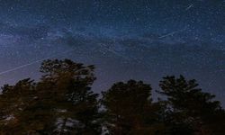 Perseid meteor yağmurundan hayran bırakan görüntüler