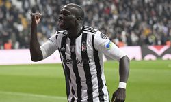 Beşiktaş'tan Aboubakar açıklaması: İzin alarak Fransa'ya gitti