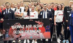 A Milli Kadın Voleybol Takımı olimpiyat hedefi için Japonya'ya gitti