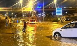 İstanbul'da yaşanan sel felaketi ile ilgili İstanbul Valiliği'nden açıklama: 2 kişi hayatını kaybetti, 12 yaralı