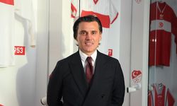 A Milli Futbol Takımı'nın teknik direktörü Vincenzo Montella kimdir, kaç yaşında? Montella'nın çalıştırdığı takımlar...