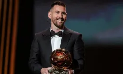 Futbolun 'en iyileri' Paris'te açıklandı: Ballon d’Or ödülünün sahibi 8. kez Messi oldu!