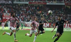Trendyol Süper Lig: Antalyaspor: 3 - Beşiktaş: 2