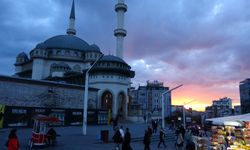 Taksim’de gün batımı manzarası hayran bıraktı