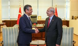 CHP'de devir- teslim töreni