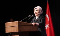 Emine Erdoğan: İsrail ordusu bir milleti tarihten silmeye çalışıyor