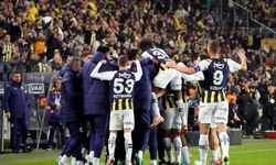 Fenerbahçe, 4 golle liderliğini sürdürdü