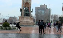 Taksim'de yılbaşı hazırlıkları 