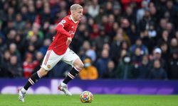 Donny van de Beek, sezon sonuna kadar Eintracht Frankfurt'a kiralandı