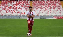 Yunus Emre Konak, resmen Brentford'ta