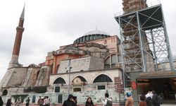 Ayasofya'da çatlak tespit edilen 2. Bayezid minaresinde çalışma