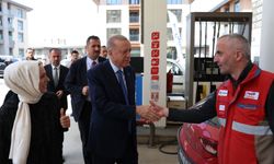Erdoğan'dan akaryakıt istasyonu ziyareti