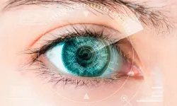  “Göz ovuşturmak retina hasarına yol açabilir”