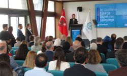 Aile ve Sosyal Hizmetler Bakanı Göktaş, Uluslararası İki Dillilere Türkçe Öğretimi Çalıştayı'na katıldı